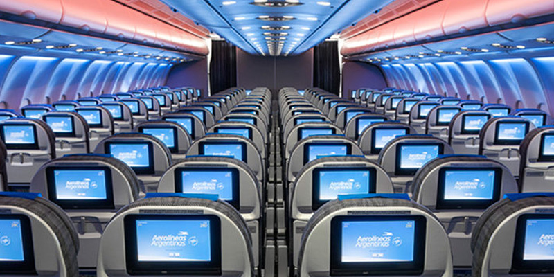 Foto del interior de un Airbus A330 de Aerolíneas